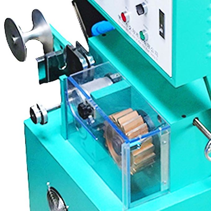 Mesin Granulator Plastik Penekan Dingin Pelletizer 150kg/H CPE,PE,CPP,PO,PP,EVA,BOPA,PUF,LLDPE 0